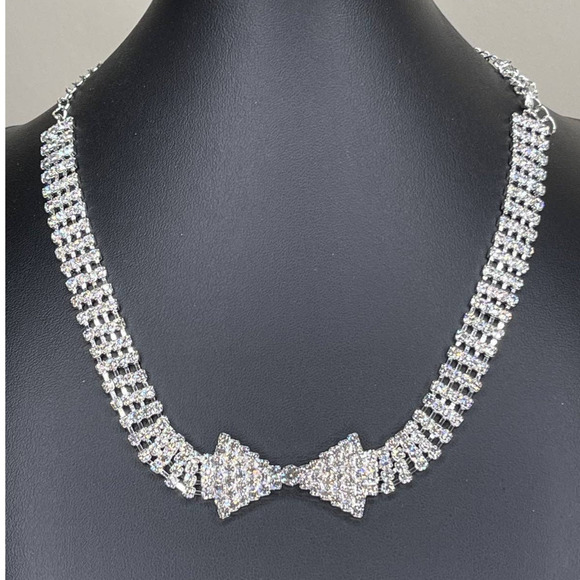 NEW Jewelry Set Necklace  & Earrings Clear / Silver Adjustable 16" 18" 20" S13 - Picture 2 of 4